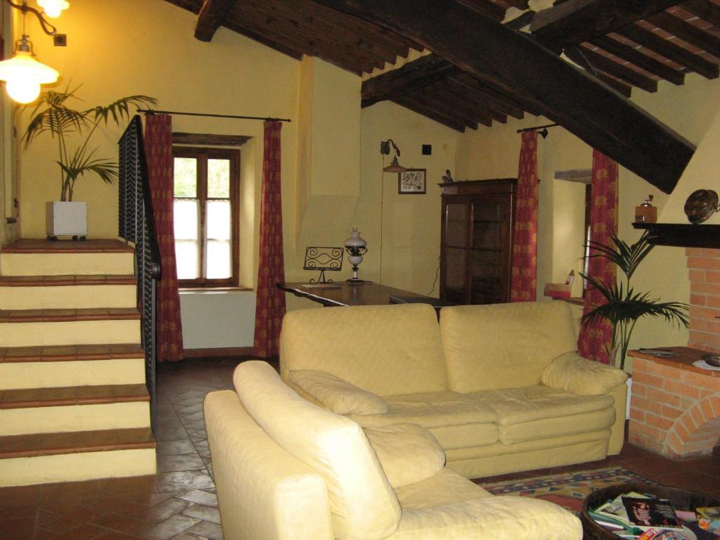 Agriturismo Il Mulino Delle Pile Кьюздино Экстерьер фото