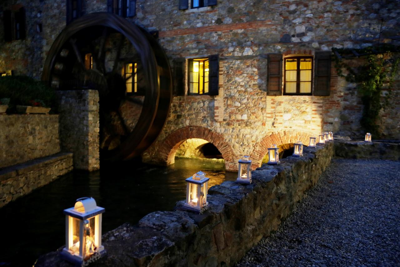 Agriturismo Il Mulino Delle Pile Кьюздино Экстерьер фото
