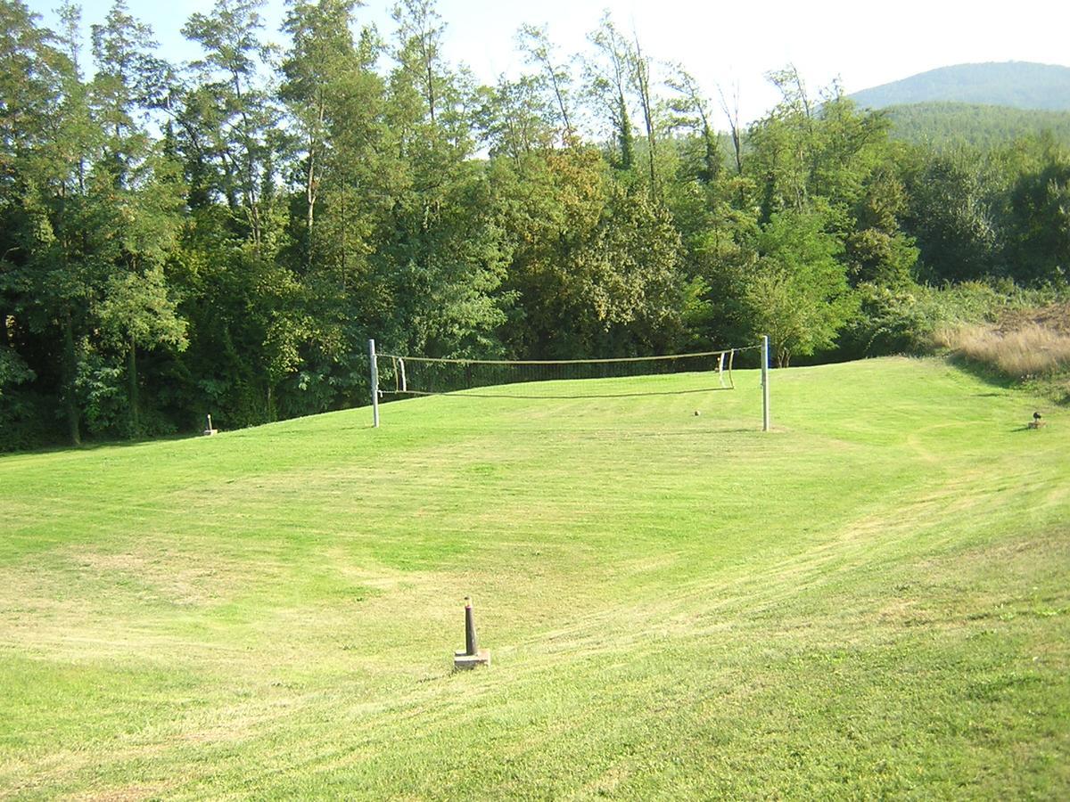 Agriturismo Il Mulino Delle Pile Кьюздино Экстерьер фото