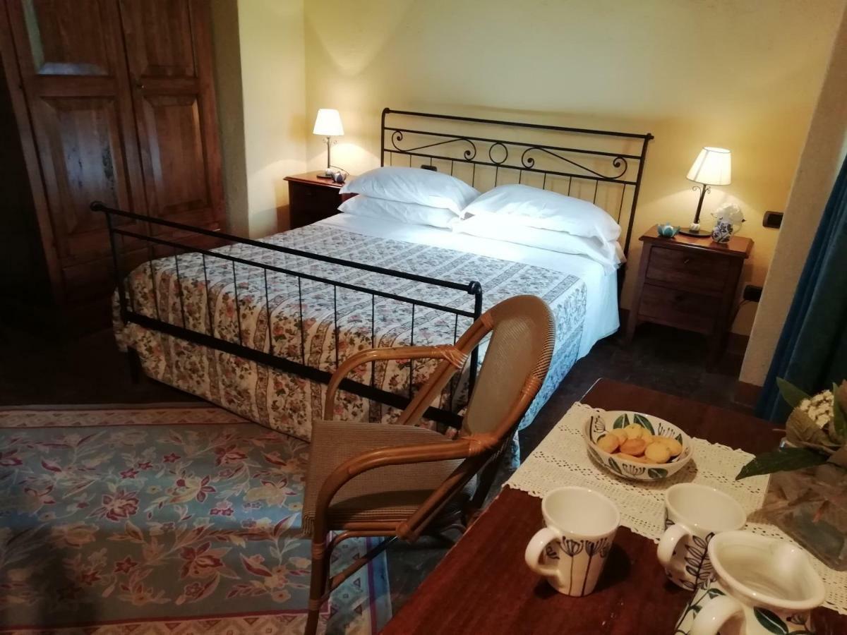 Agriturismo Il Mulino Delle Pile Кьюздино Экстерьер фото