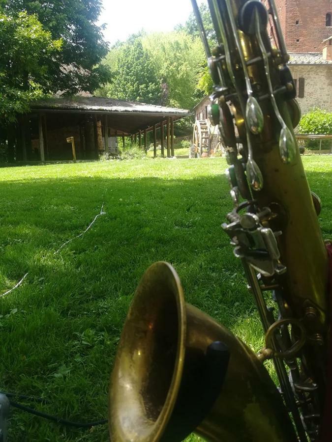 Agriturismo Il Mulino Delle Pile Кьюздино Экстерьер фото