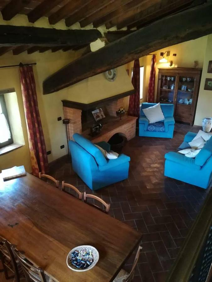 Agriturismo Il Mulino Delle Pile Кьюздино Экстерьер фото