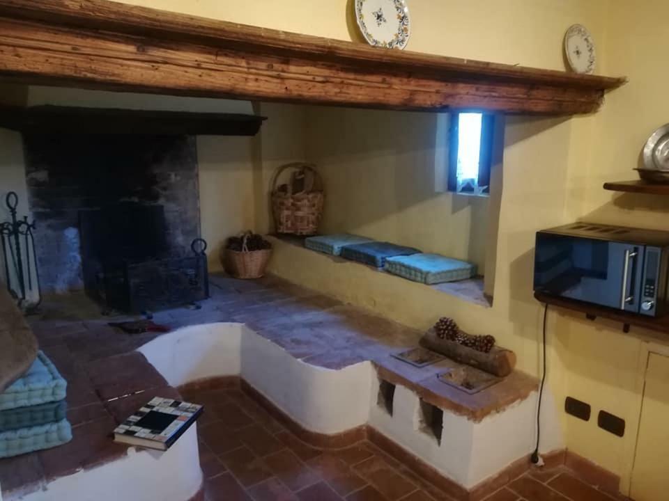 Agriturismo Il Mulino Delle Pile Кьюздино Экстерьер фото